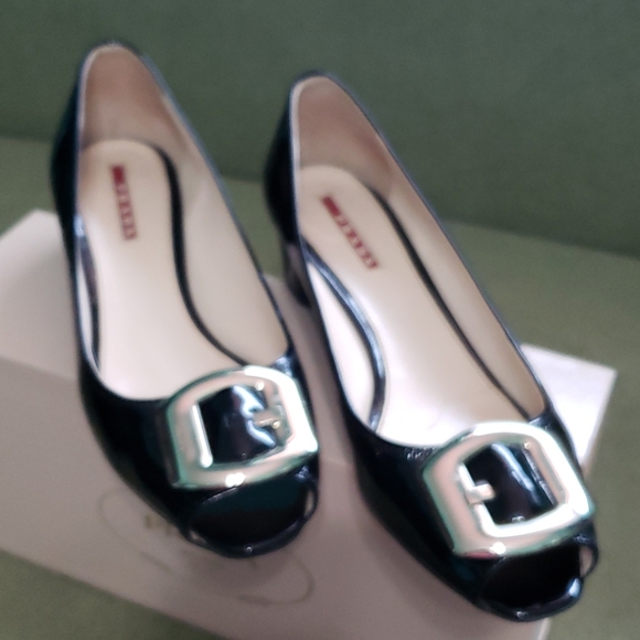 Women shoes - Picture 2 of 7